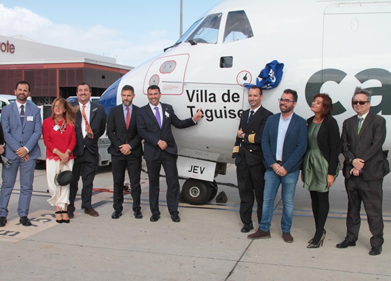 The first plane with the name of a Lanzarote town lands in Guacimeta