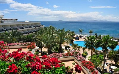 Yaiza grants the planning license to the Hotel Natura Palace in Playa Blanca