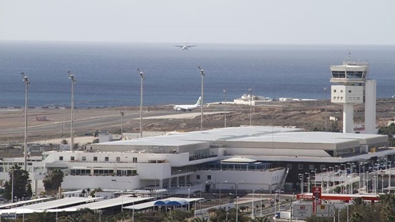 Lanzarote and Fuerteventura airports will also receive international flights